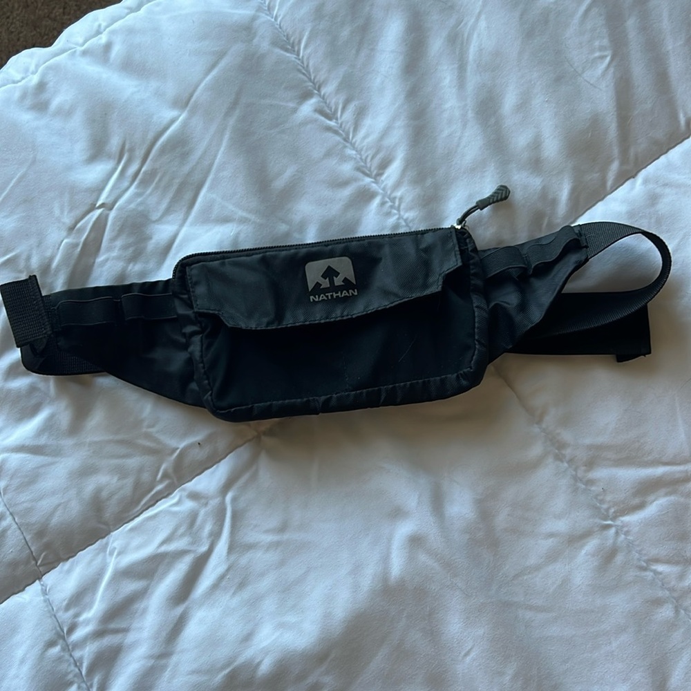 Nathan running Fanny pack